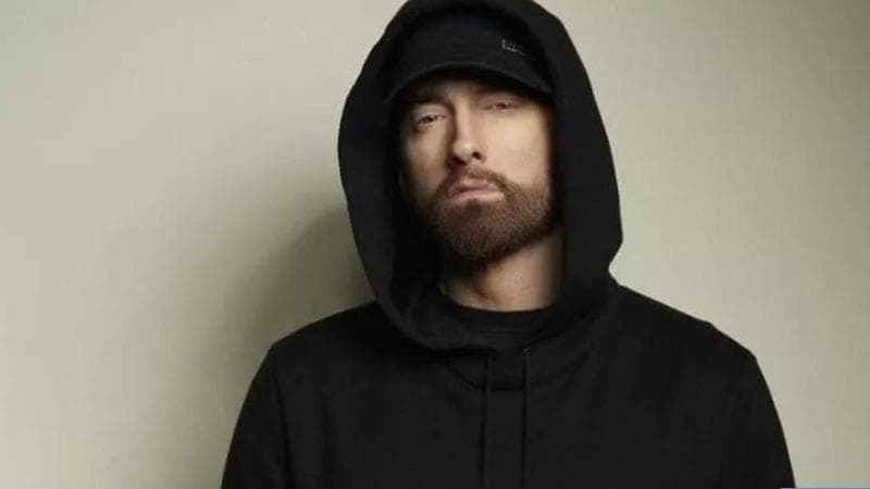 Eminem diventa nonno: l’annuncio in un videoclip