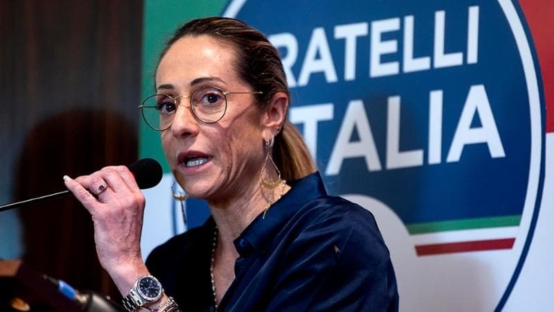 Arianna Meloni, responsabile della segreteria politica nazionale di Fratelli dÕItalia (FdI) e sorella del presidente del Consiglio Giorgia Meloni, durante lÕincontro "L'Italia chiama l'Europa" presso Terme dei Papi, Viterbo, 19 aprile 2024. ANSA/ANGELO CARCONI