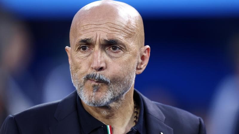Spalletti boccia gli stadi italiani: “Ci piove dentro”. Poi promuove i giovani azzurri