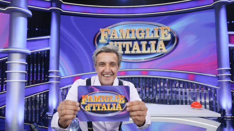 Flavio Insinna con ‘Famiglie d’Italia’ si guadagna il ritorno in tv
