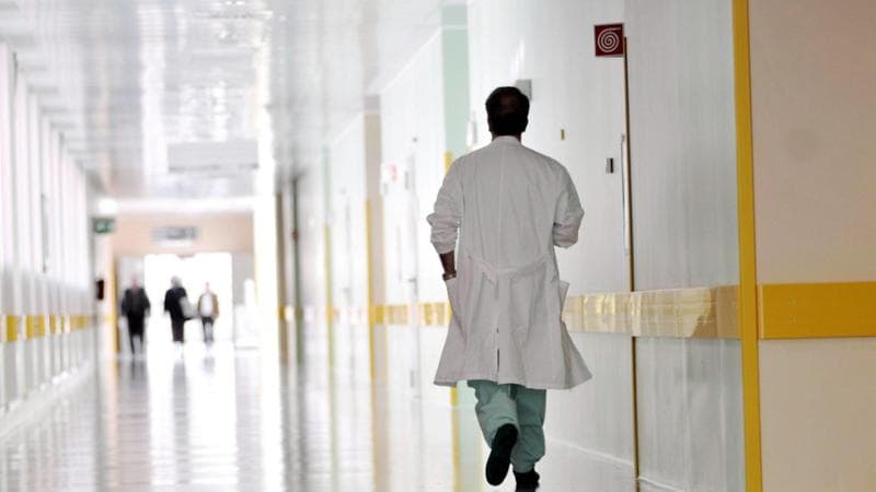 Manovra, si apre il fronte delle Regioni (di destra e sinistra): “Ci vogliono più soldi per la sanità”