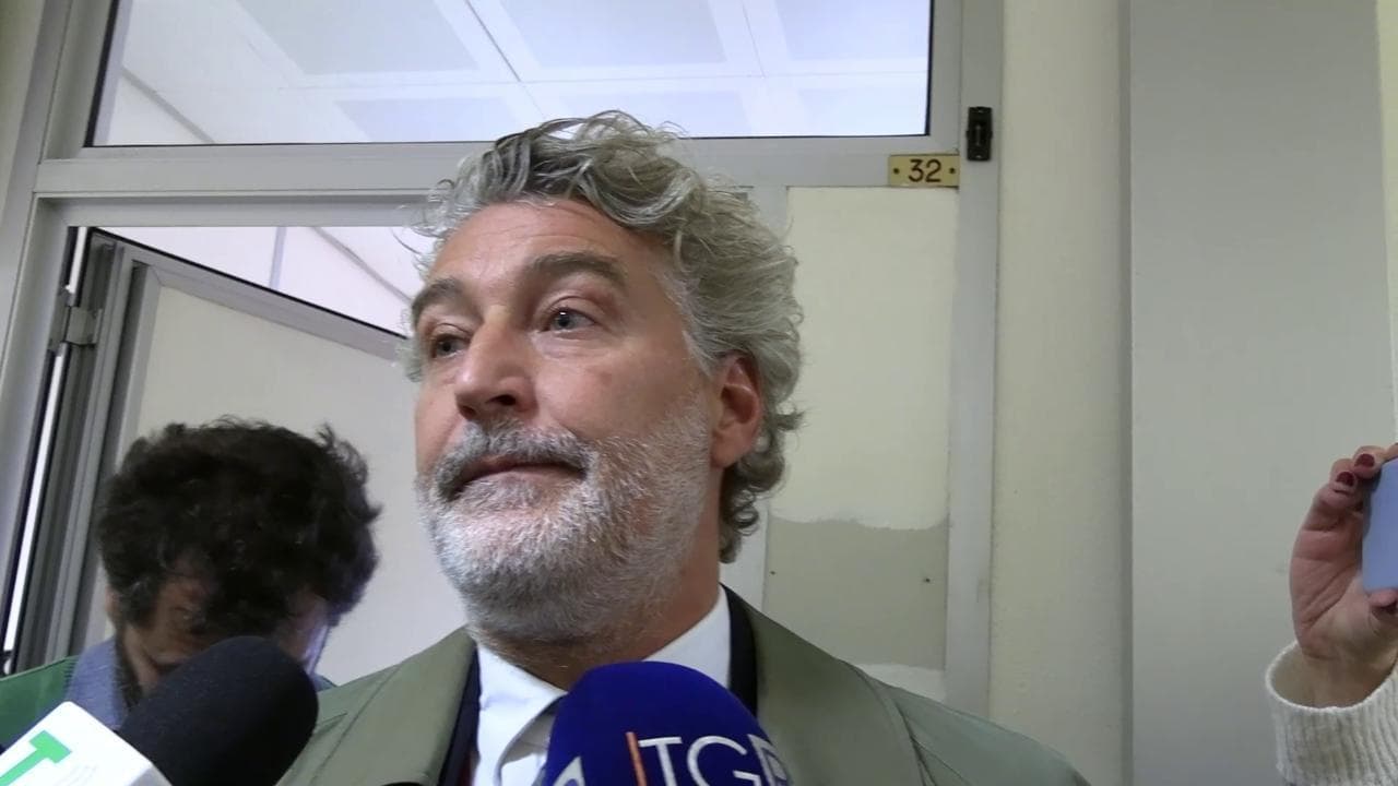 Visibilia Editore chiede il patteggiamento. Il legale della ministra Santanchè: "Procedimento da trasferire a Roma"