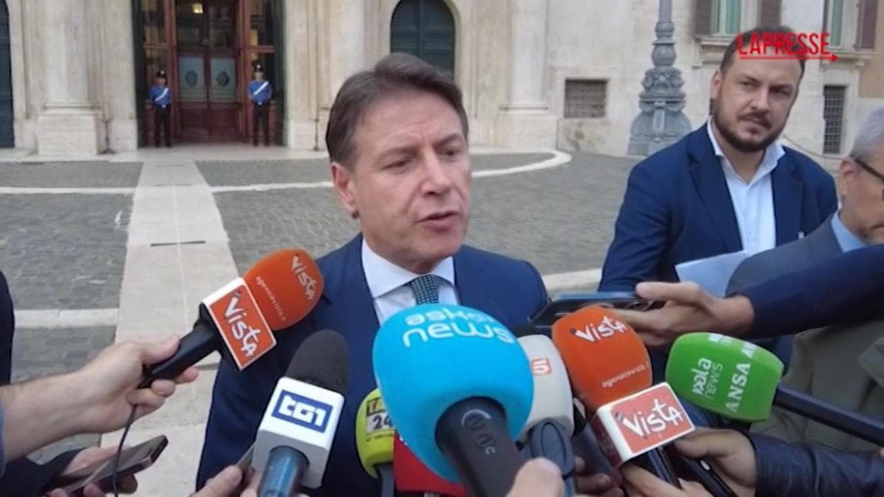 Manovra, Conte attacca Meloni: "Sulle tasse ha una bella faccia tosta"