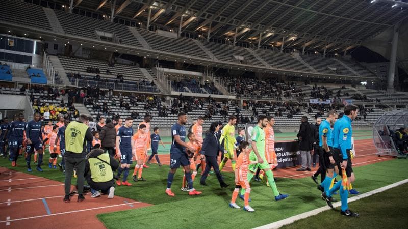 Una entrata in campo del Paris Fc
