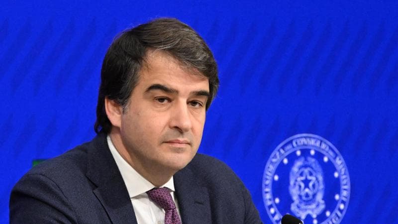 Socialisti, liberali e verdi riaprono il caso Fitto: “No a un ruolo esecutivo”