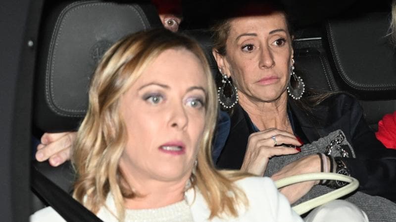 Giorgia e Arianna Meloni
