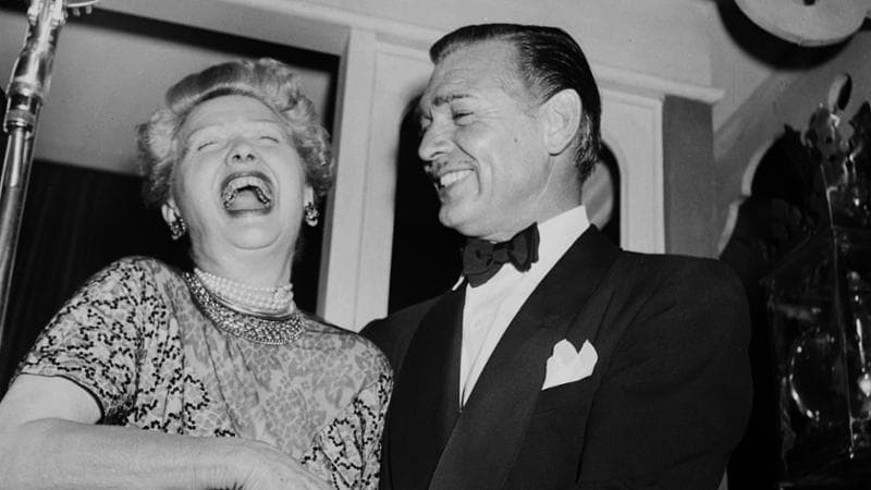 Hedda Hopper con Clarkr Gable nel 1951. Getty Images