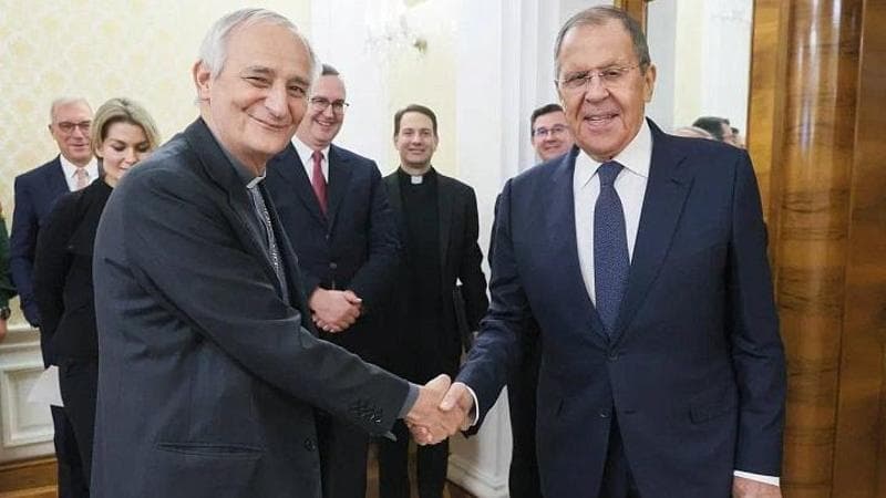 Matteo Zuppi con Sergej Lavrov