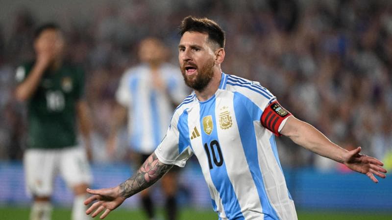 Messi esulta