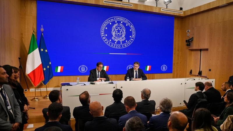 La conferenza stampa a Palazzo Chigi
