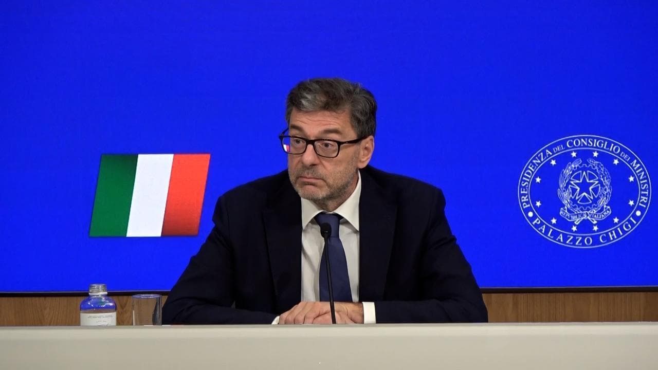 Giorgetti: "Sacrificio per banche e assicurazioni, spero che tutti capiscano cosa intendevo. Anche le opposizioni"