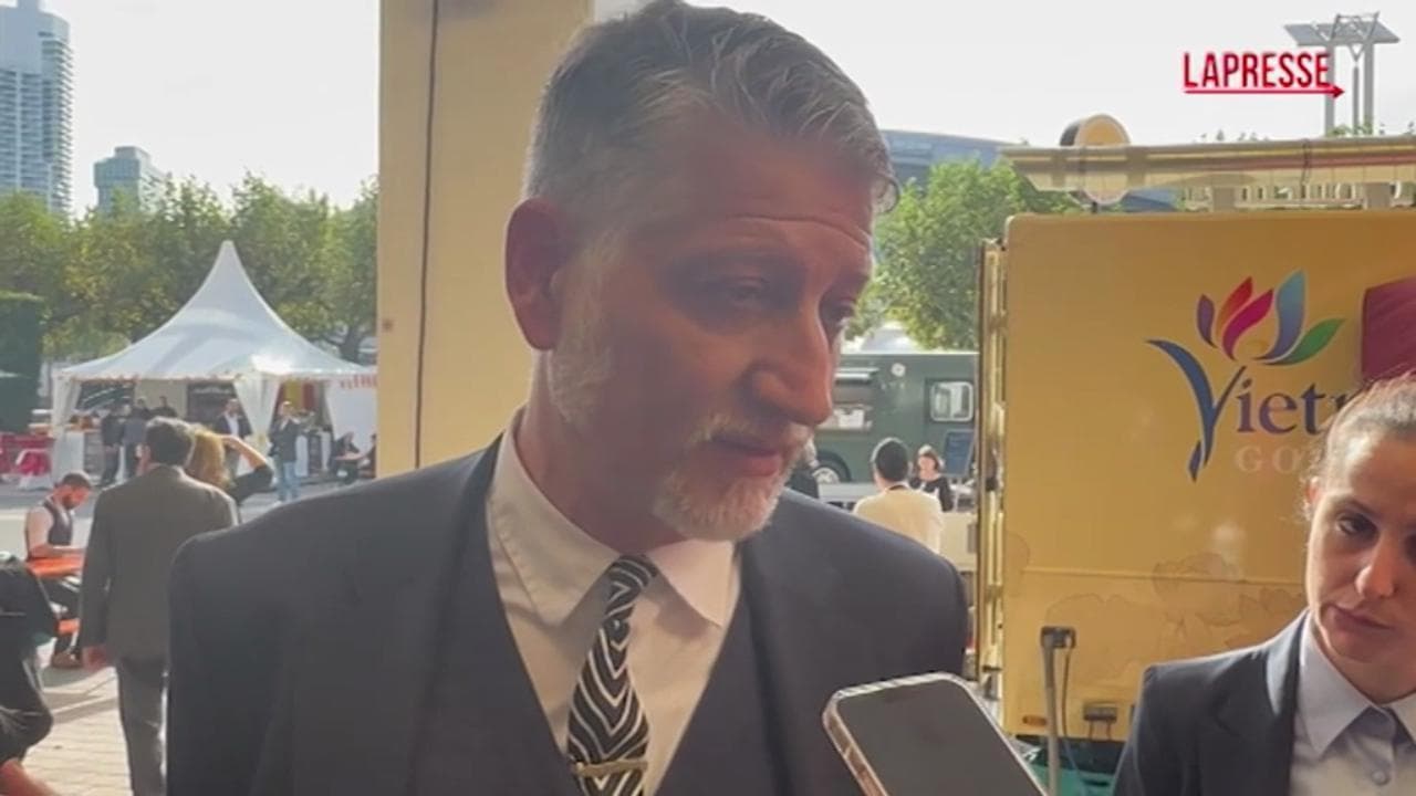 Il ministro Giuli e la 'domanda cattiva' sulla gestione del Maxxi: "Un flop? Parlano i numeri, quelli veri"
