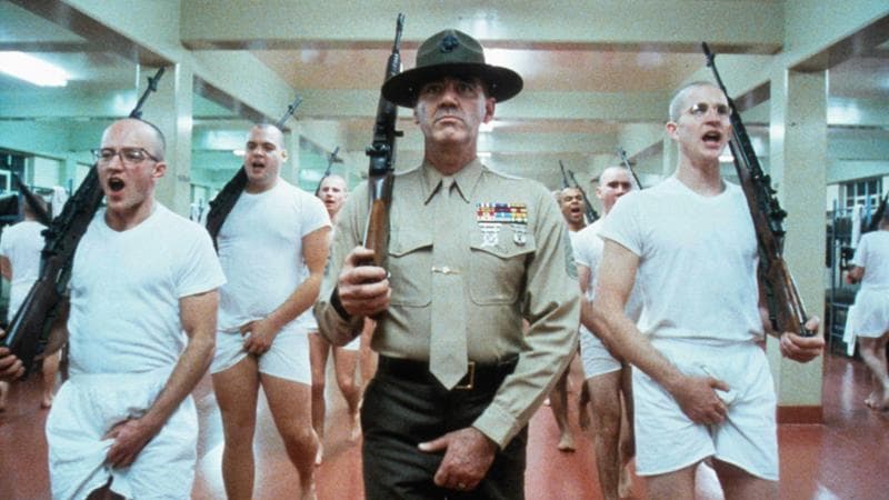 ‘Full metal jacket’ torna in sala. La guerra che rende automi e il Vietnam secondo Kubrick. La recensione di Alberto Crespi