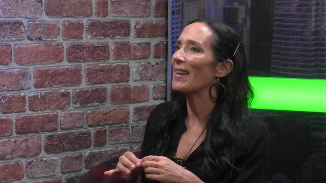Metropolis Extra - Chiara Gamberale: "Finalmente non ho paura di amare e ho capito che essere diversa non è essere sbagliata"