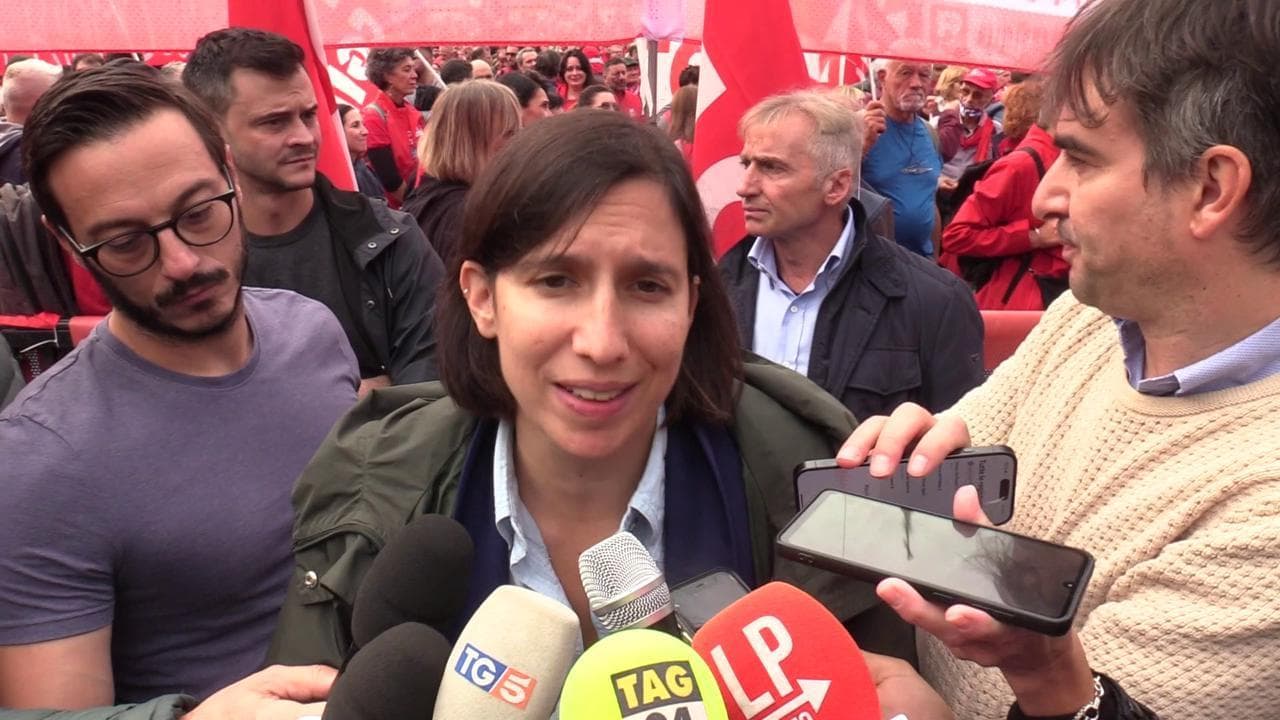 Migranti in Albania, Schlein: "Non è colpa dei giudici se il governo non conosce le leggi"
