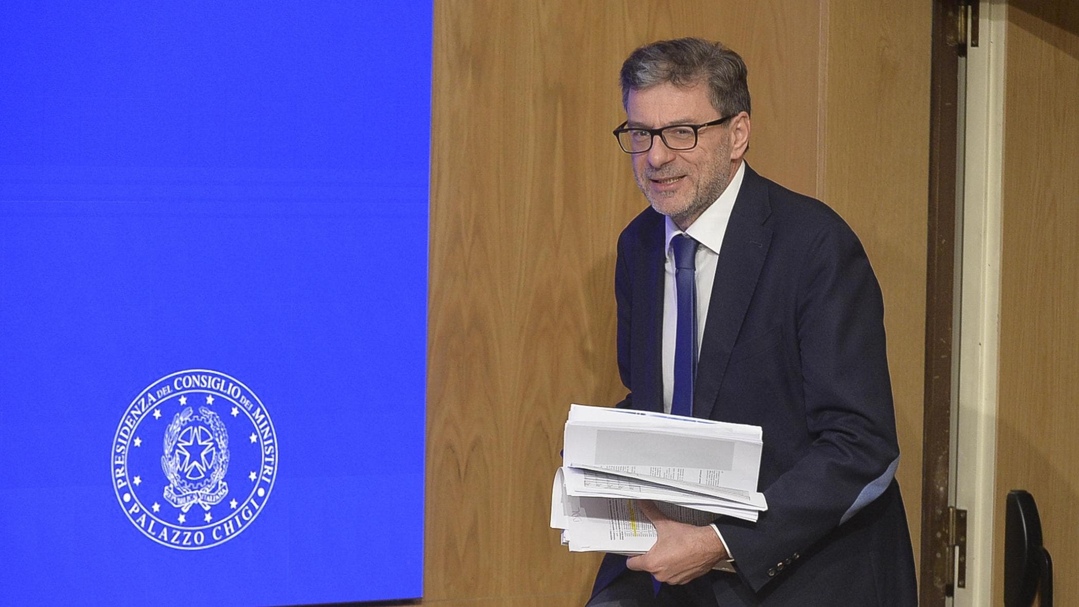 Manevra Odaya ulaşır. Para Fonu tahminleri geliyor