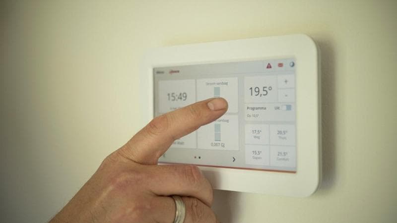 Infissi, climatizzatori, pompe di calore: come risparmiare sul riscaldamento e far scendere la bolletta del gas
