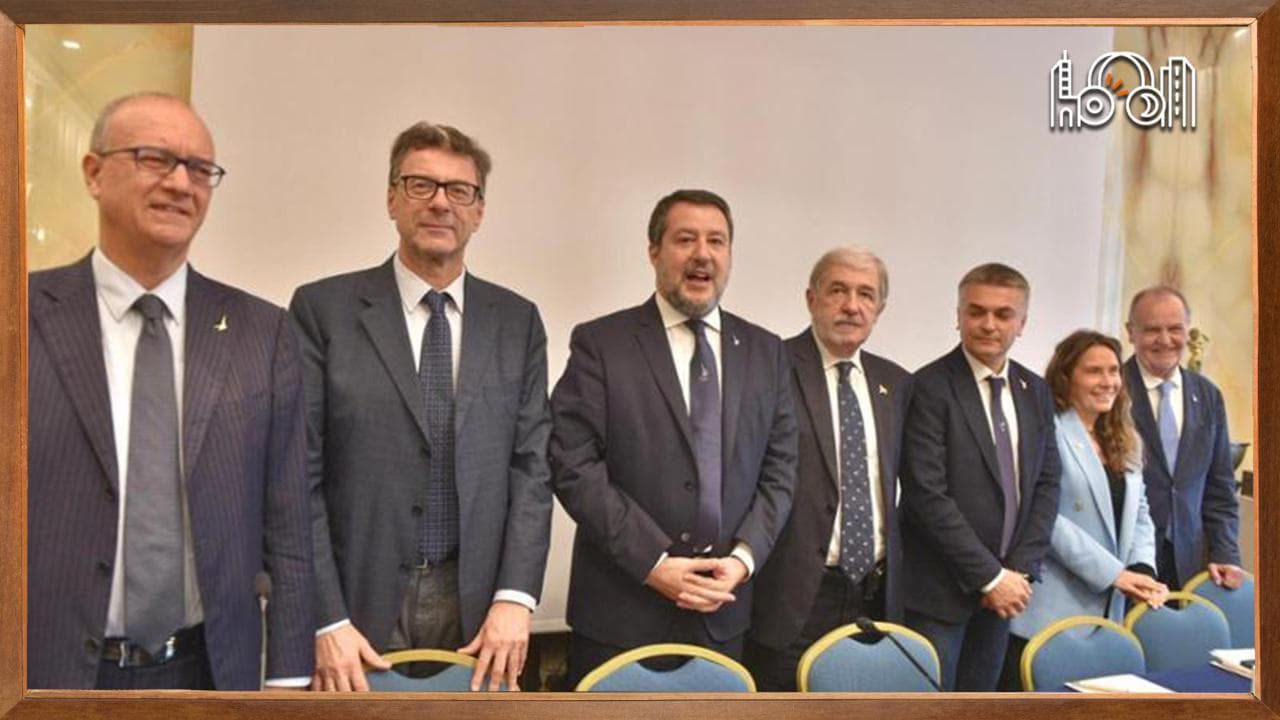 Liguria, Salvini a Genova tra toghe e processo: "Oggi hanno preso uno stupratore del Bangladesh, gli offriamo una focaccia di Recco?"