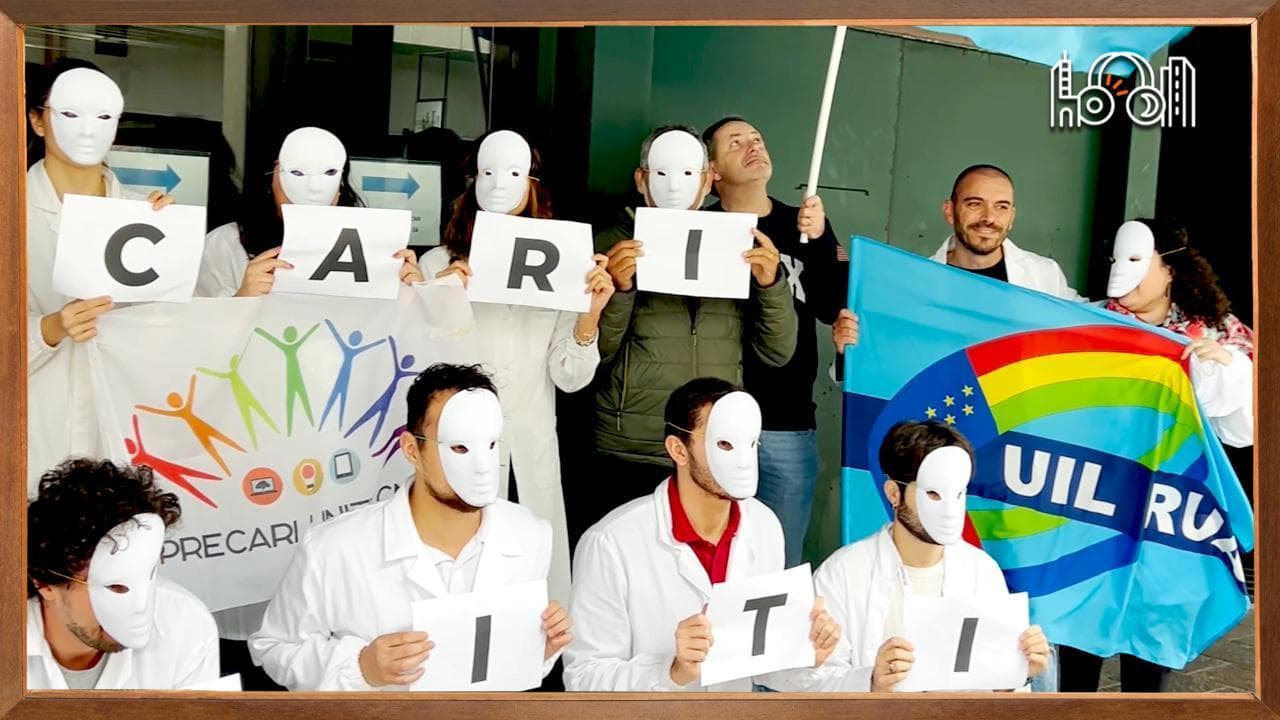 Metropolis - La protesta dei precari del Cnr a Genova: “Siamo fantasmi, invisibili. La ricerca italiana si fonda sulla precarietà”