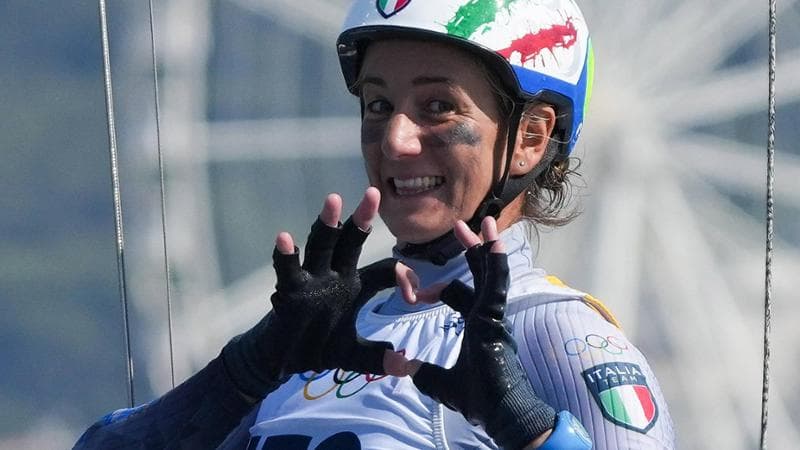 Caterina Banti dopo il secondo oro olimpico a Parigi
