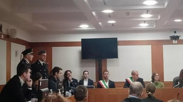 Filippo Turetta in aula (Foto de La Stampa)