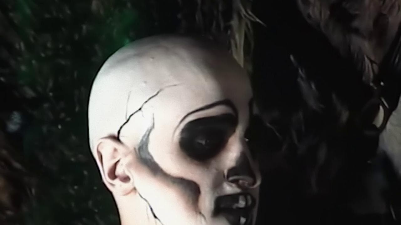 "Karaoke", l'amore è un horror nel nuovo video di Generic Animal