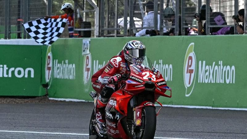 MotoGp, Bastianini vince la sprint race in Thailandia. Martin (secondo) guadagna altri due punti su Bagnaia