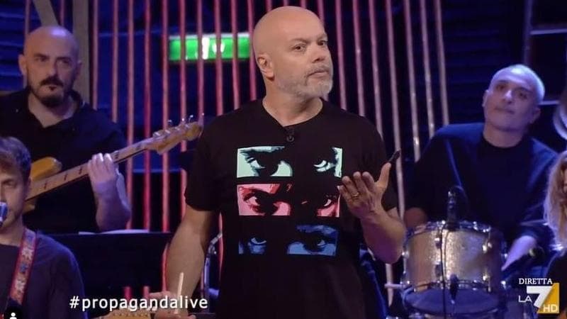 ‘Propaganda Live’, la creatività che ci solleva. E quando inizia la social top ten non ce n’è per nessuno