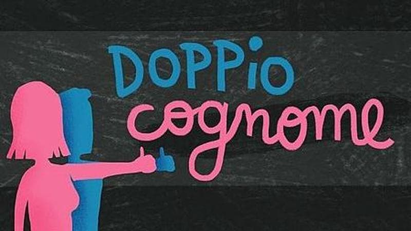 Doppio cognome ai figli, una mamma di Napoli: “È giusto che ai bimbi resti qualcosa di me. Al Sud pochi lo fanno”