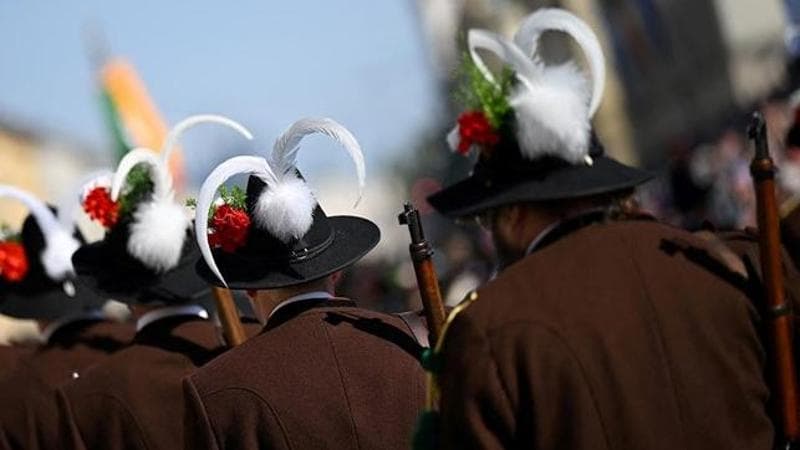 Oktoberfest parade  (REUTERS/Angelika Warmuth)