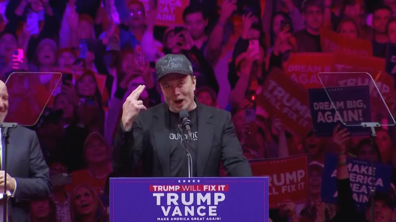 New York, Elon Musk al comizio di Trump: "Io sono un MAGA dark, un MAGA gotico! "