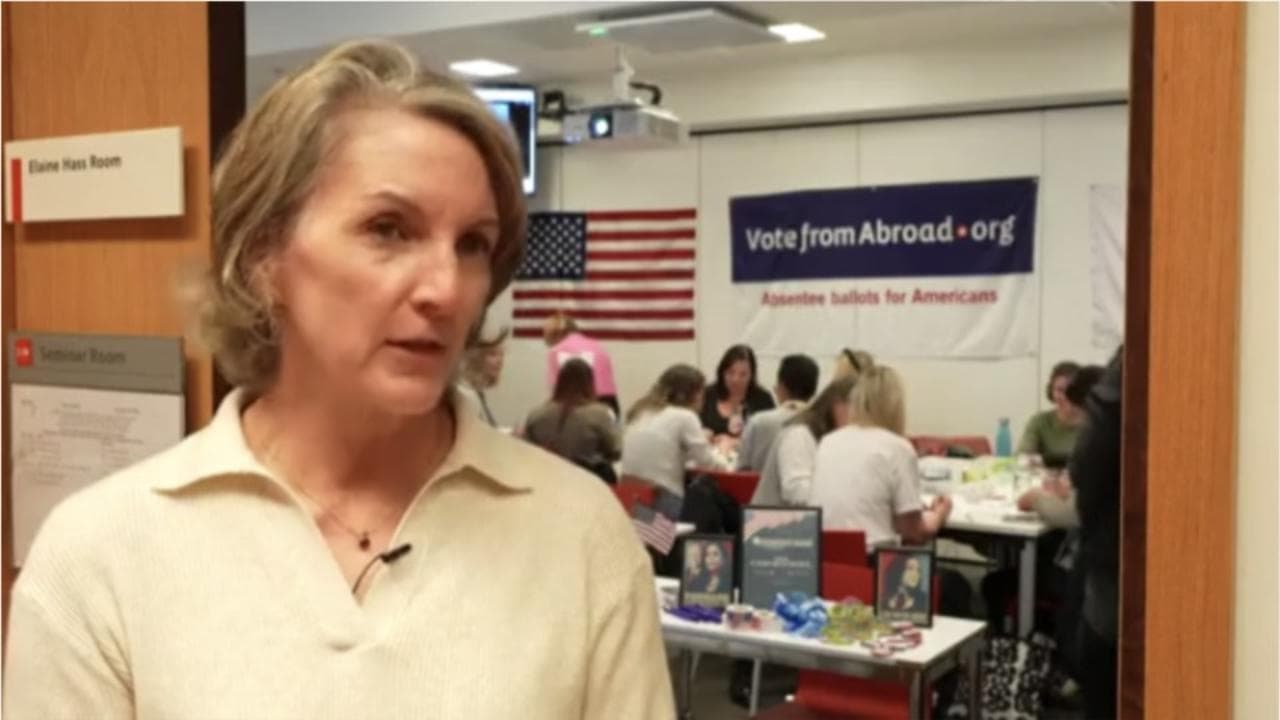 Elezioni Usa 2024, "Potete spostare l'ago della bilancia": a Londra i volontari che incoraggiano gli americani all'estero a votare