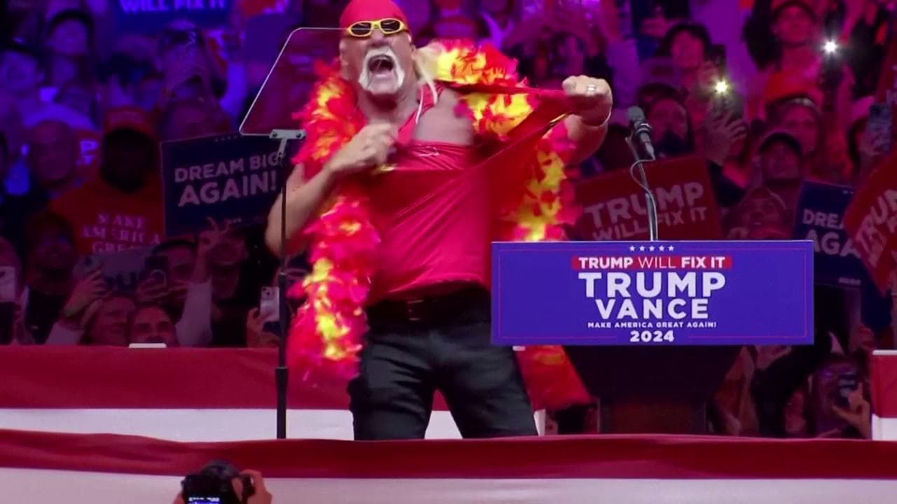 Elezioni Usa, Hulk Hogan sul palco di New York: "Nessun nazista qui, nella casa di Donald Trump solo americani che lavorano sodo"