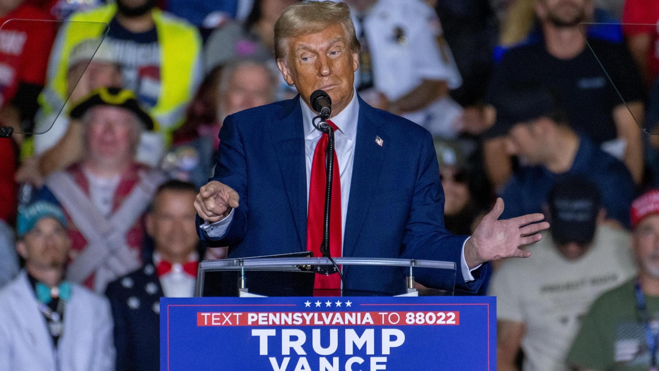 トランプ大統領、貿易戦争を脅す「欧州は非常に大きな代償を払わなければならないだろう」