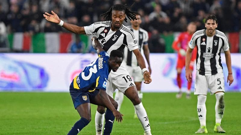 Duello tra Camara e Thuram