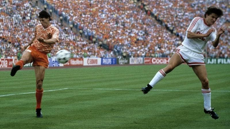 Van Basten con la maglia dell'Olanda