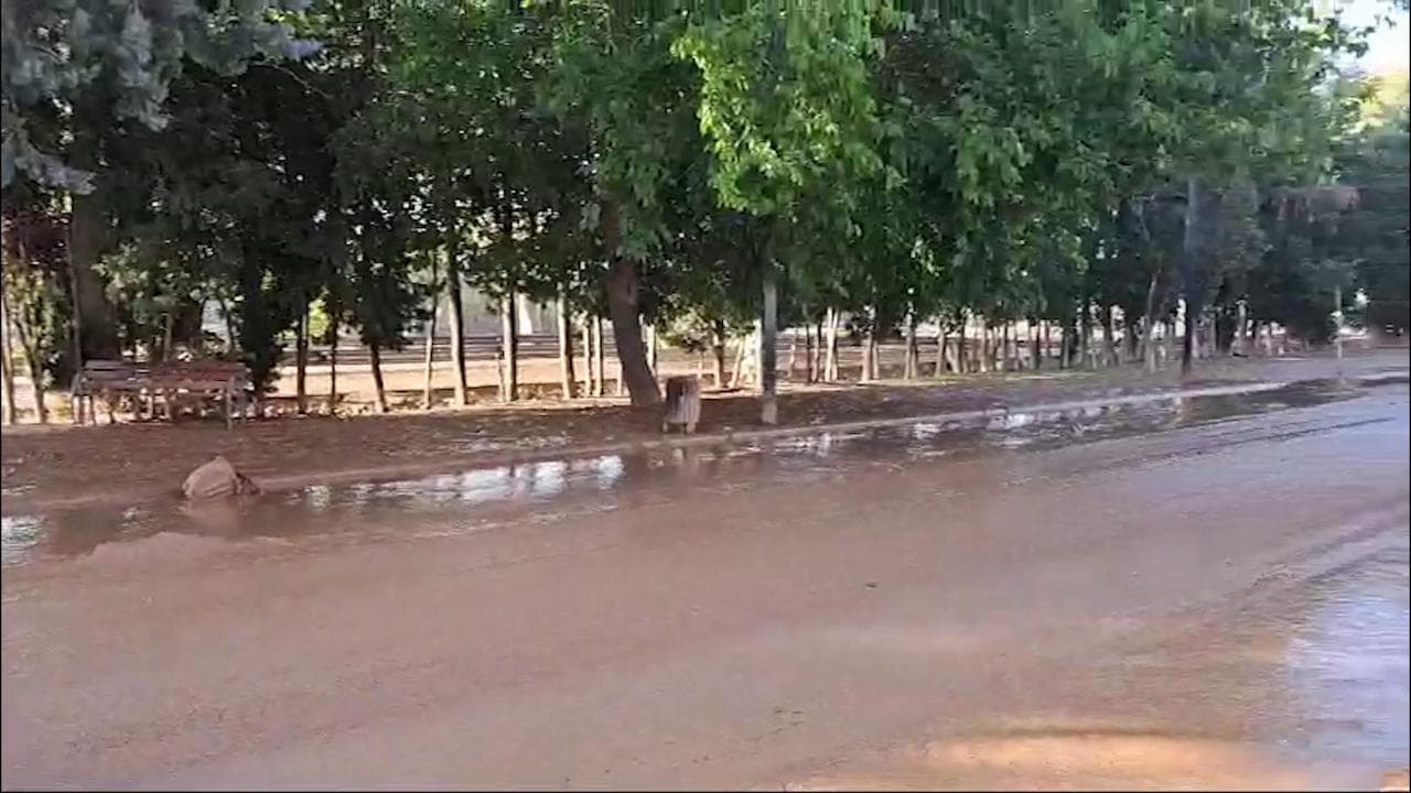 Il racconto dalle zone colpite dall'alluvione: i soccorritori recuperano i corpi senza vita dentro le auto