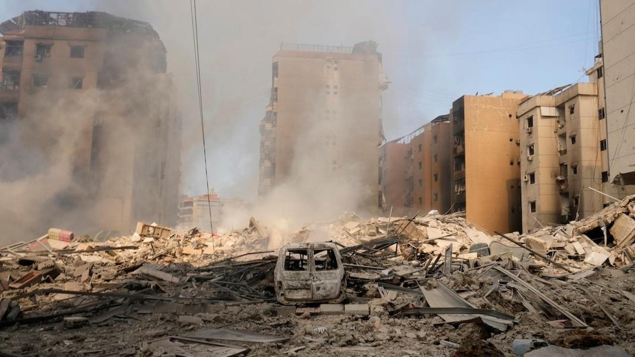 Lübnan, ülkenin güneyindeki Marjayoun'da 500 aile, bombalamalara rağmen köylerini terk etmeme kararı aldı