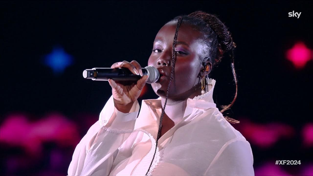 Mimì emoziona la platea di X Factor: l'esibizione con "Something on your mind"