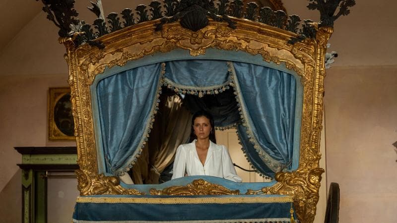 Celesta Dalla Porta in una scena di "Parthenope"