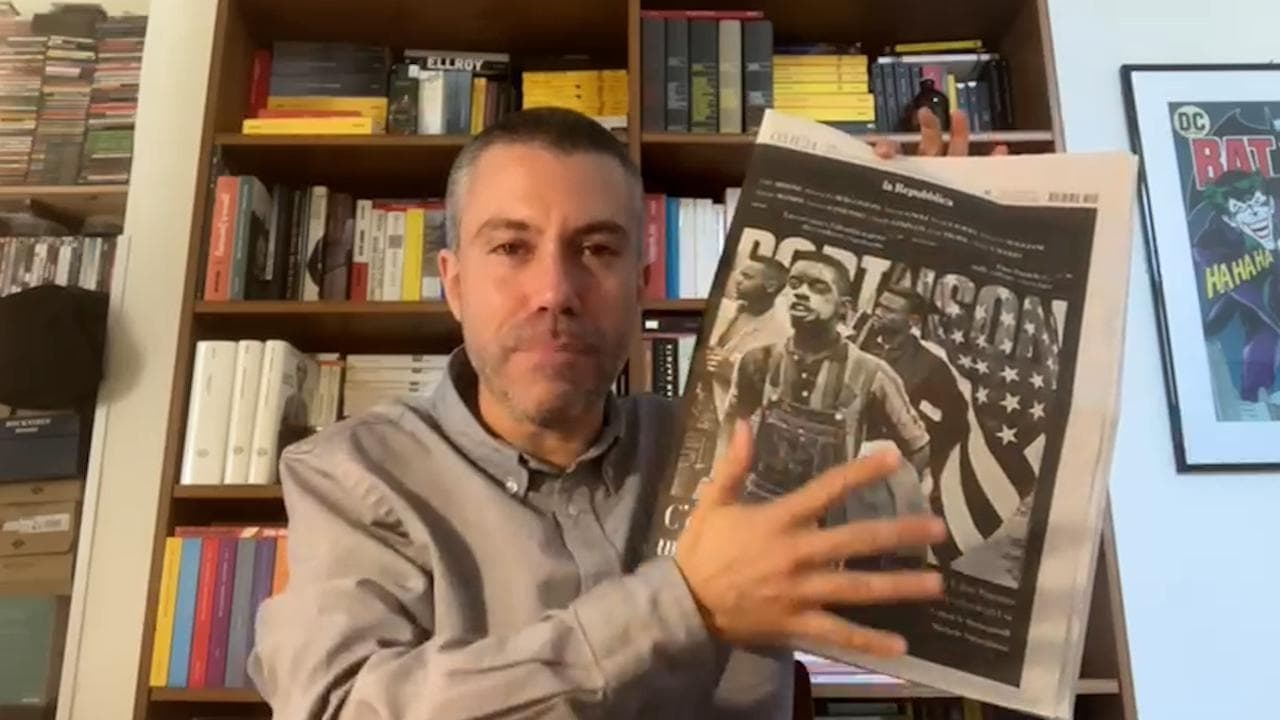 Saverio Raimondo: "Se volete leggere il nuovo numero di Robinson, dopo però dovete correre a lavarvi le mani"