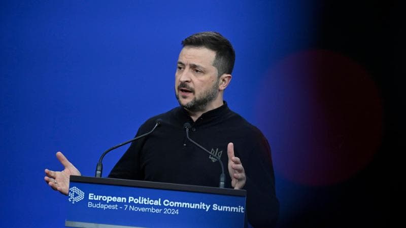 “Zelensky sarà rimosso”. La Russia sfrutta l’attimo per destabilizzare Kiev