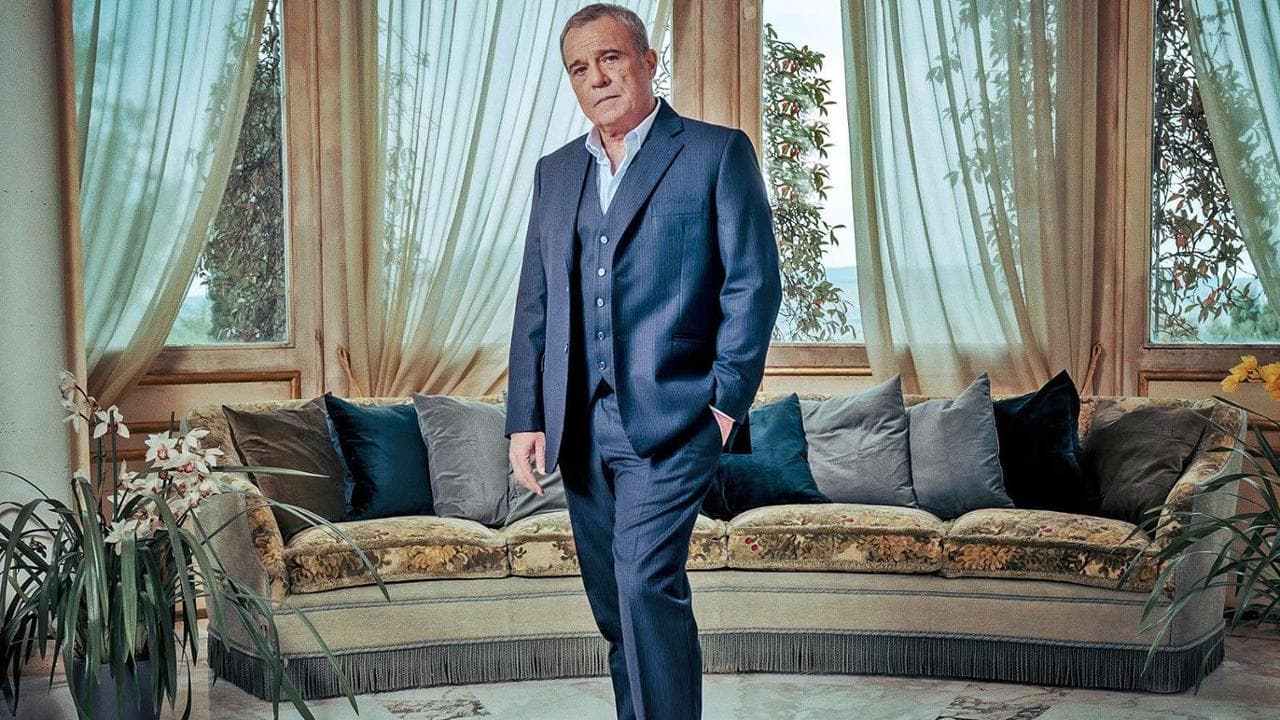 L'attore è "Il patriarca" nella serie di Canale 5