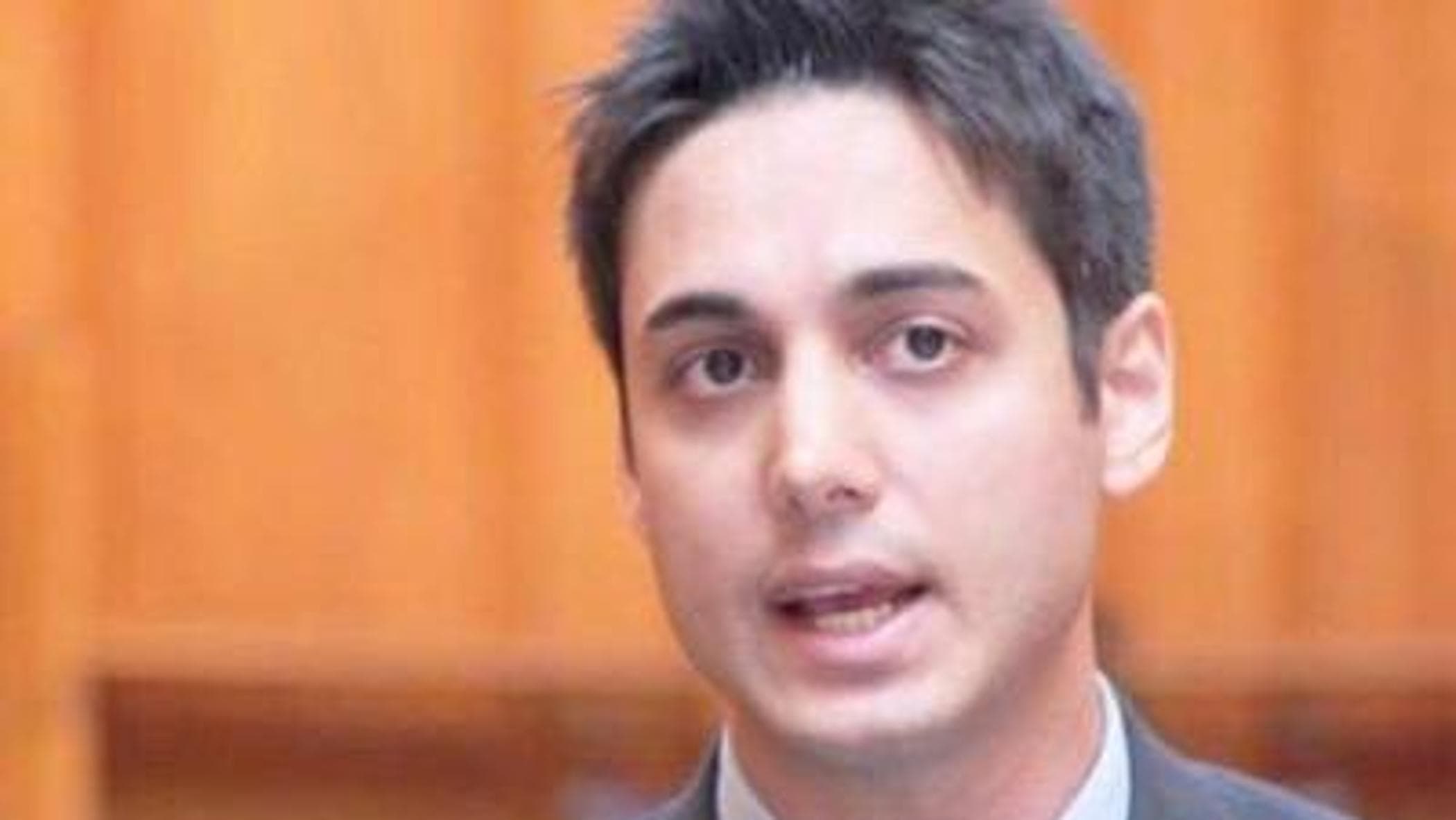 İranlı aktivist Sanjari protesto amacıyla intihar etti: “Siyasi tutukluları serbest bırakın”