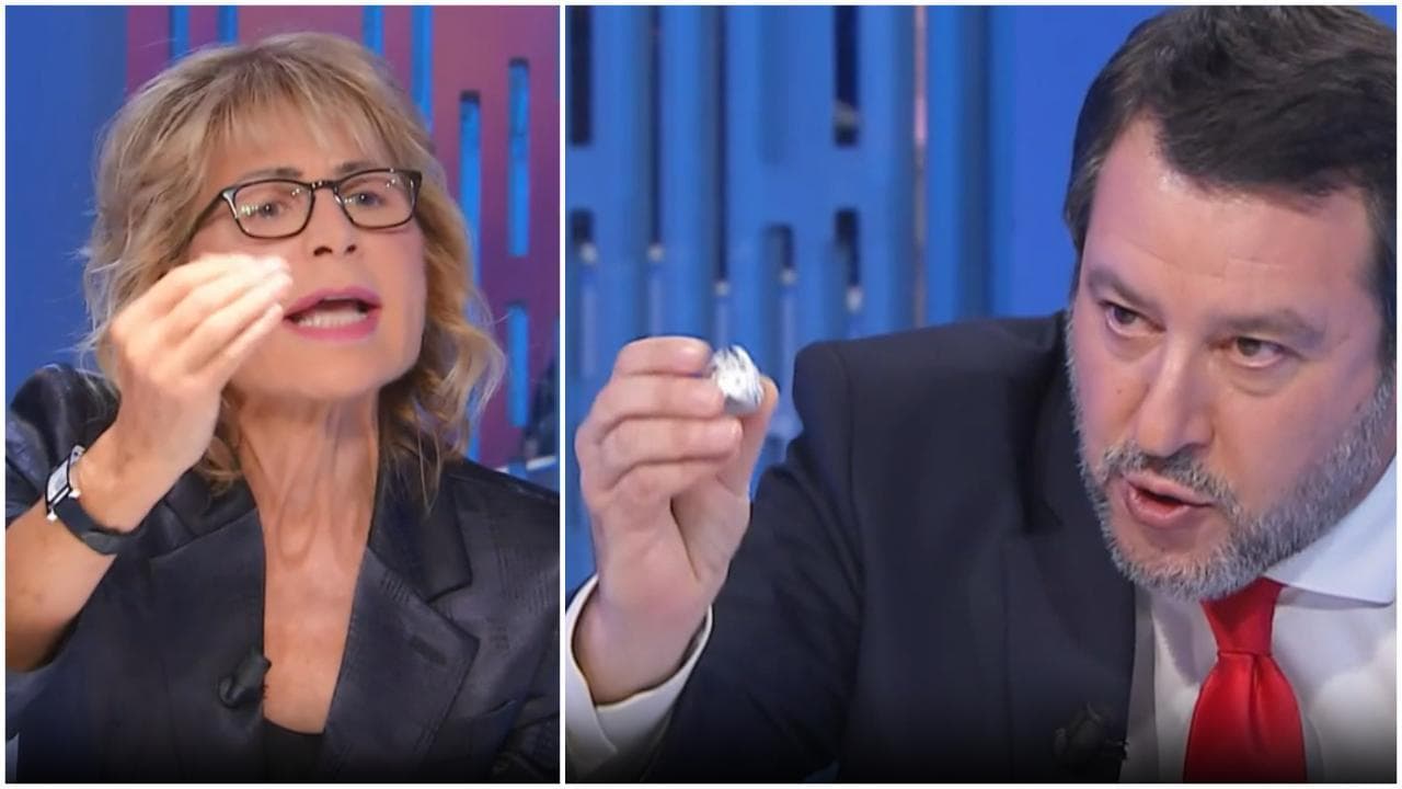 Lilli Gruber a Matteo Salvini: "Basta fake news", lui le dona un 'Bacio'