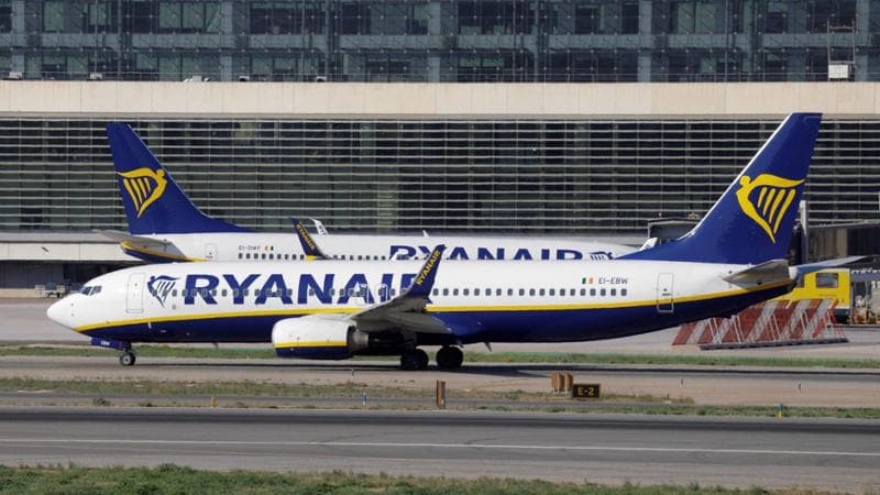 Antitrust, Ryanair rimborserà per i costi extra del check-in aeroporto: 55 euro di indennizzo