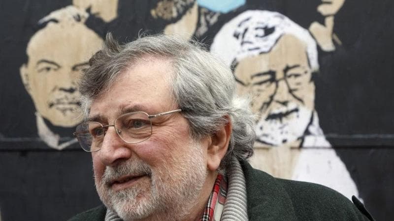 Francesco Guccini lascia X: “Ho idee distanti anni luce da quelle di Elon Musk”