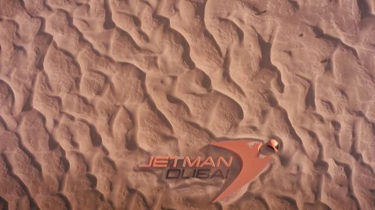 Dubai, morto durante un volo di prova Vincent Reffet: il 'jetman' che sfidava gli aerei