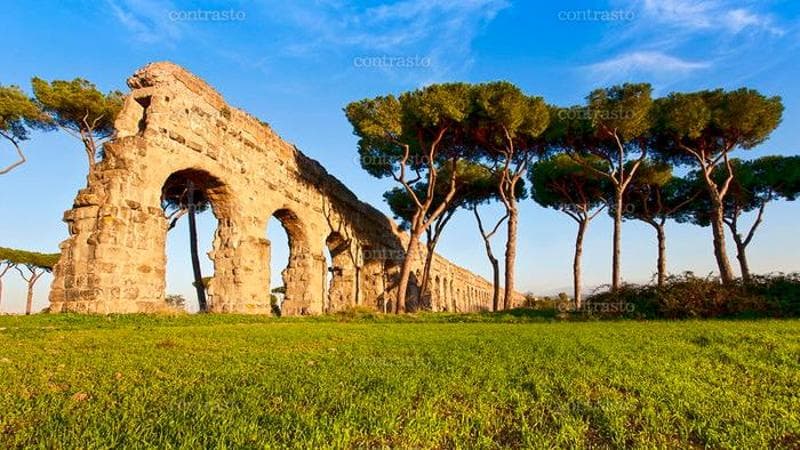 Italy / Lazio / Rome / Parco Regionale dell'Appia Antica / Parco degli Acquedotti / roman aqueduct 

© Toni Anzenberger / Anzenberger
