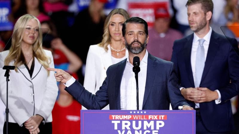 Chi è Donald Trump Jr, figlio guascone del presidente eletto che lancia pizzini a repubblicani e dem